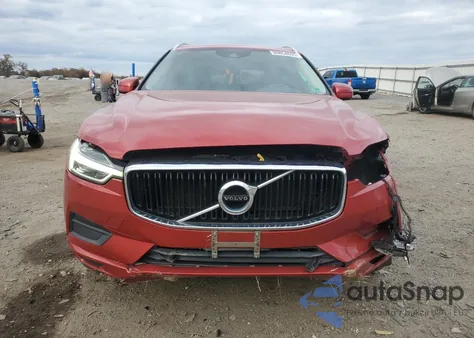 2019 Volvo Xc60 T5 Momentum z USA, uszkodzony, nr VIN LYV102DK7KB223427